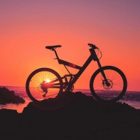 Custom image caption